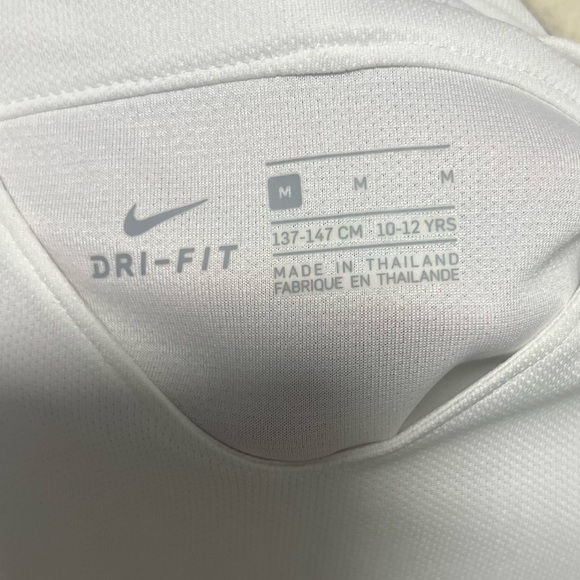 AUTHENTIC PSG WHITE-GOLD SOCCER SHIRT. - Picture 7 of 8